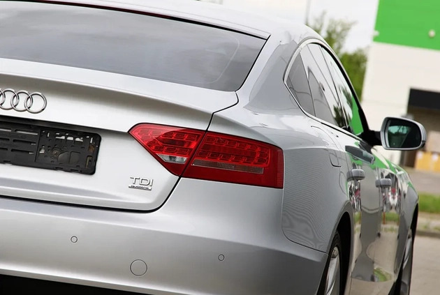 Audi A5 cena 55990 przebieg: 159980, rok produkcji 2011 z Szczawnica małe 562